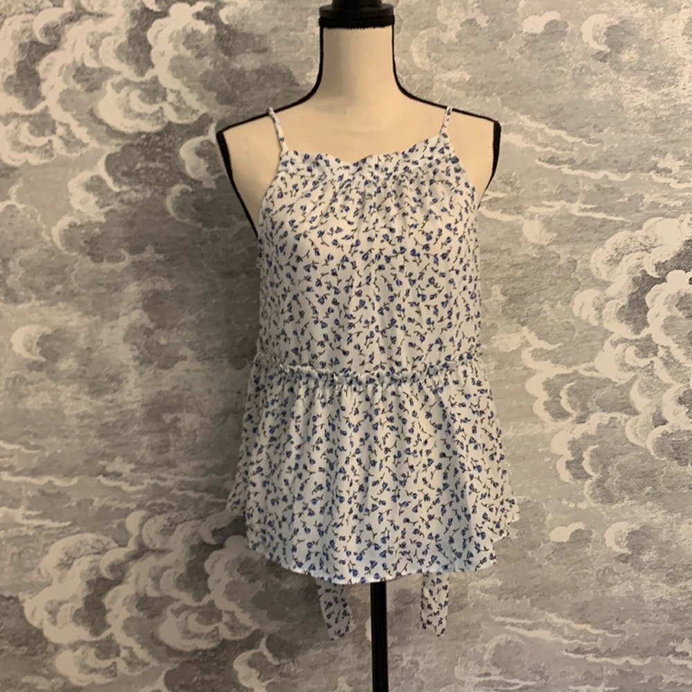 SIENNA SKY shirt size M